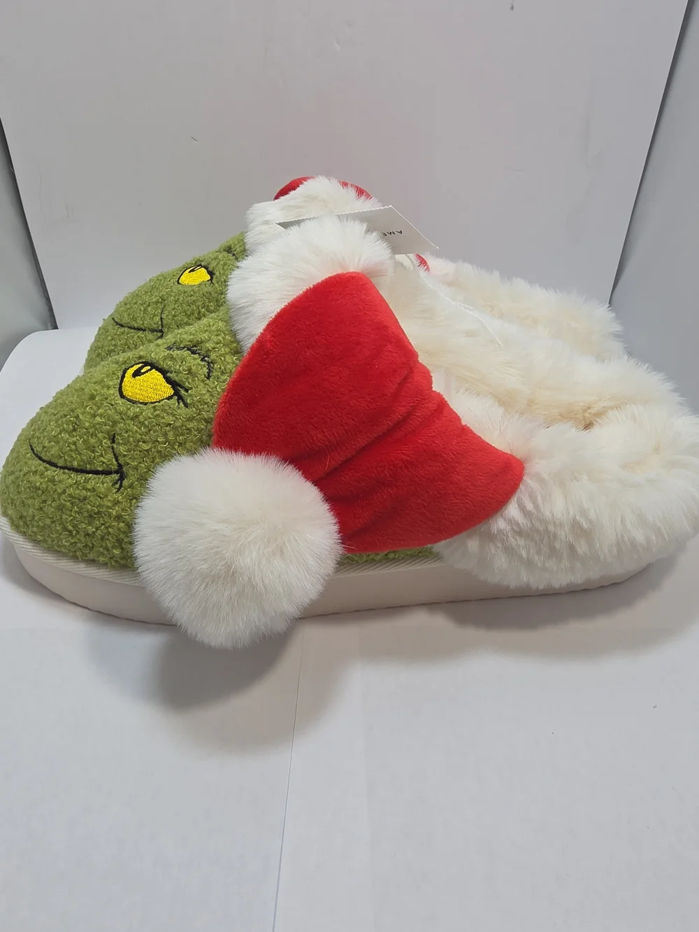 American Eagle The Grinch Scuff Slippers Men’s Size 11 Christmas NWT (Z4)